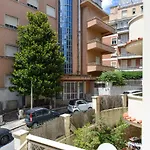 Archimede Flat *
